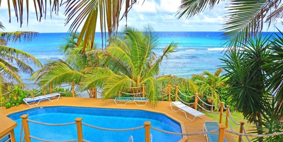 private villa balcony sea view beach pool wifi