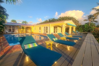 St Croix Yellow Coconut with pool