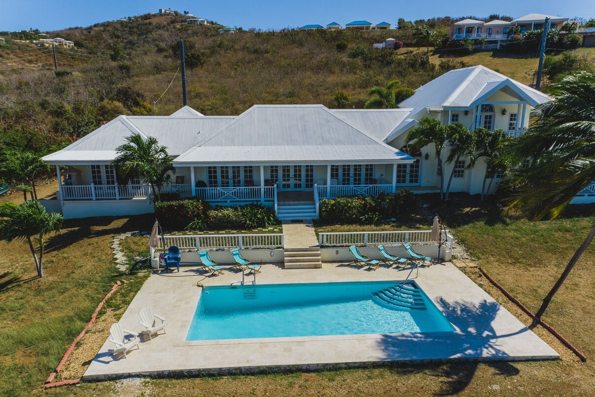 The Beach House St Croix pool