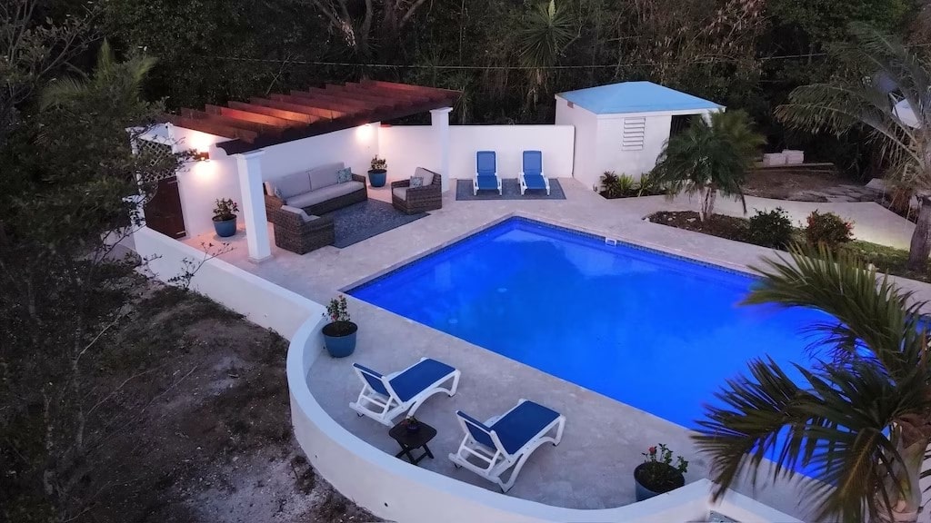 Airbnb St. Croix with pool Villa Concordia