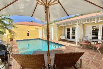 Vino Villa St. Croix USVI rental pool deck