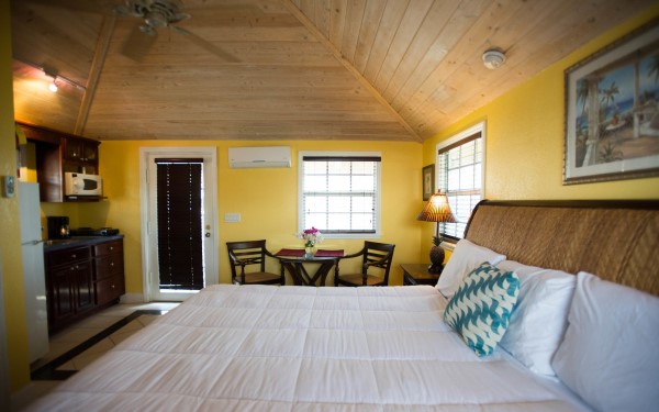 Chenay Bay Beach Resort cottage king suite