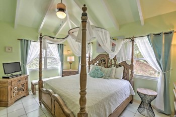 Evolve St Croix USVI Christiansted bungalow bedroom