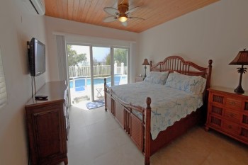 Hibiscus Beach House St. Croix bedroom