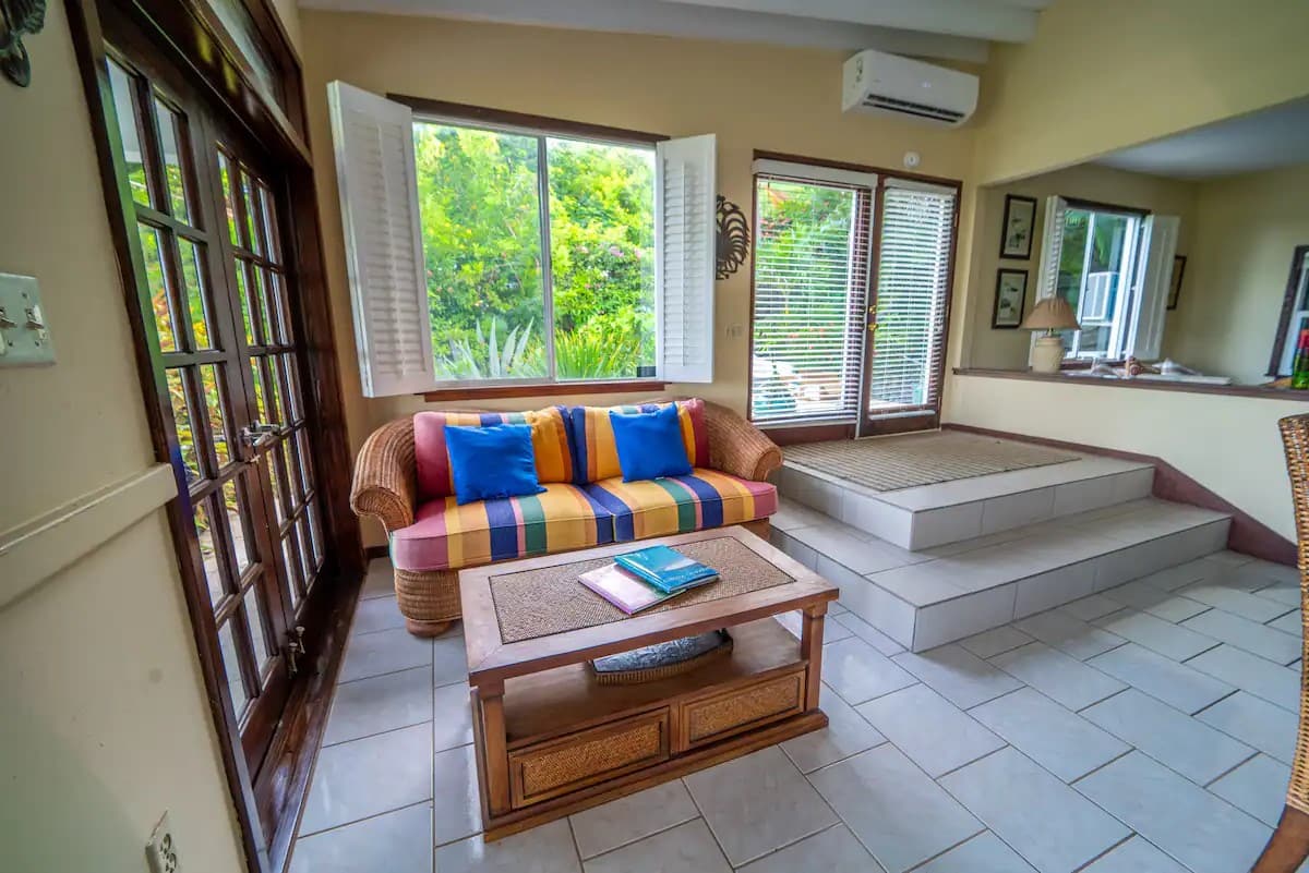 Villa Dragonfly St Croix couch
