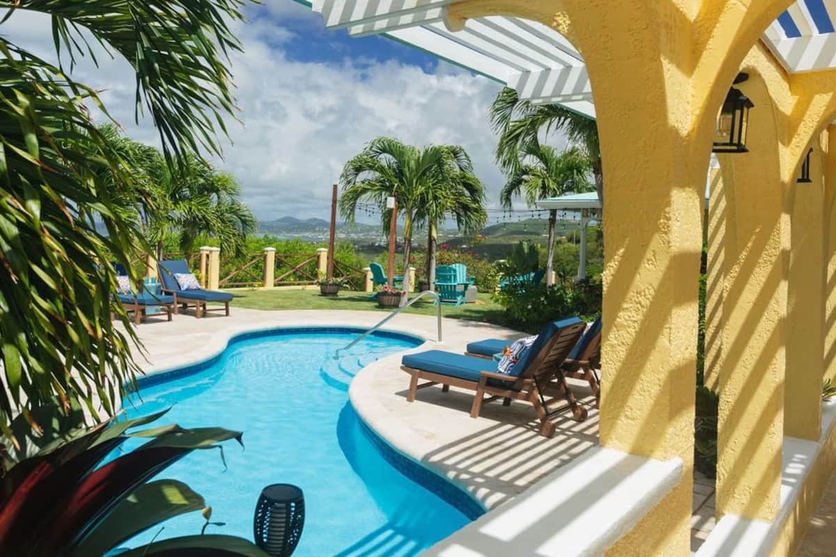 Villa Vista del Mar St. Croix pool