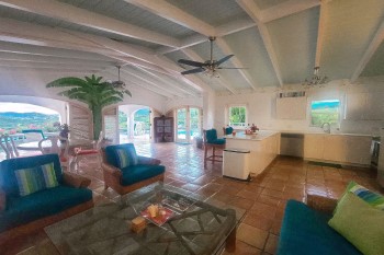 Villa Yellow Coconut St Croix interior