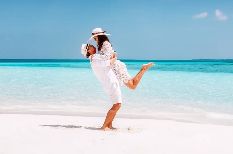 St Croix vs St Thomas honeymoon comparison beaches and resorts Caribbean